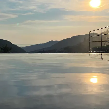 Casa Rufo Ligurian With Infinity Pool * Castiglione Chiavarese
